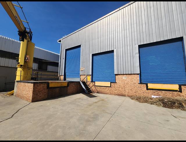 2,355M² WAREHOUSE TO LET IN TUNNEY